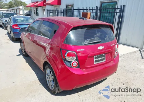 2016 Chevrolet Sonic Lt Auto z USA, uszkodzony, nr VIN 1G1JC6SH9G4152937